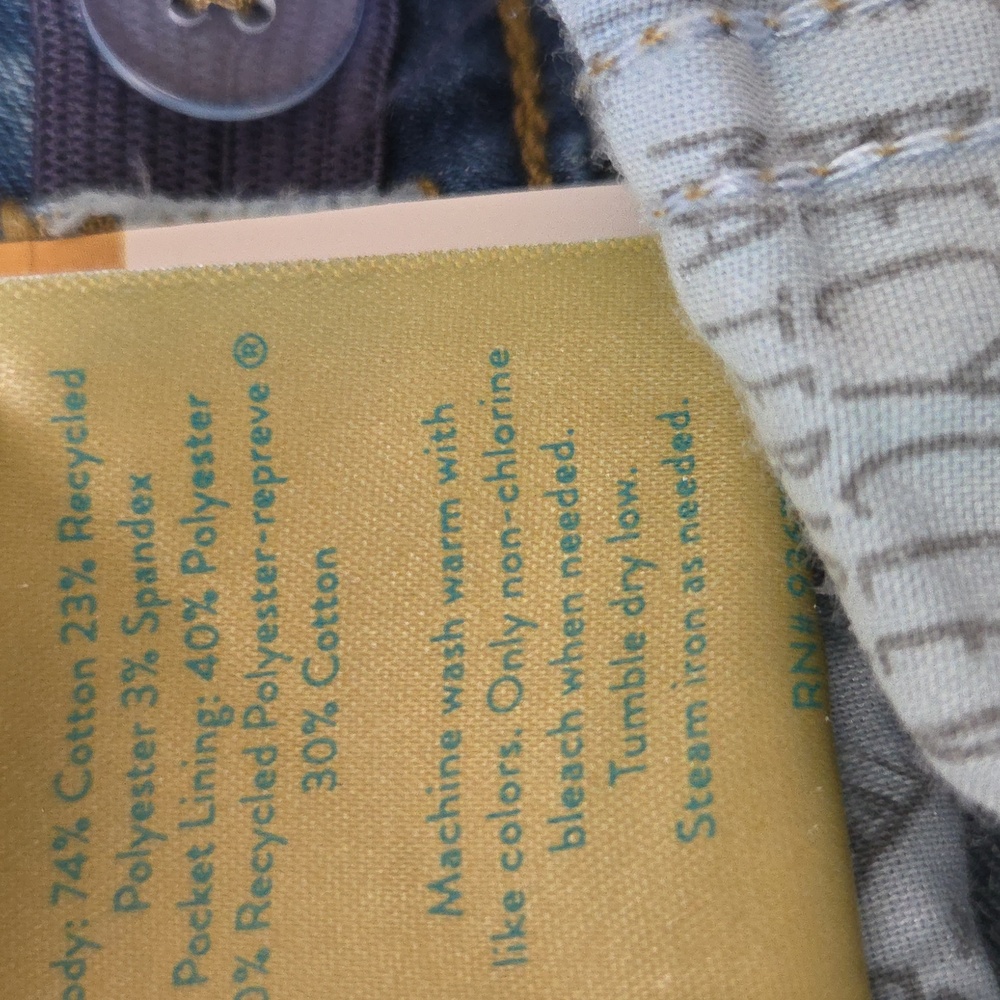 Thereabouts Bermuda Jean Short - Picture 5 of 6